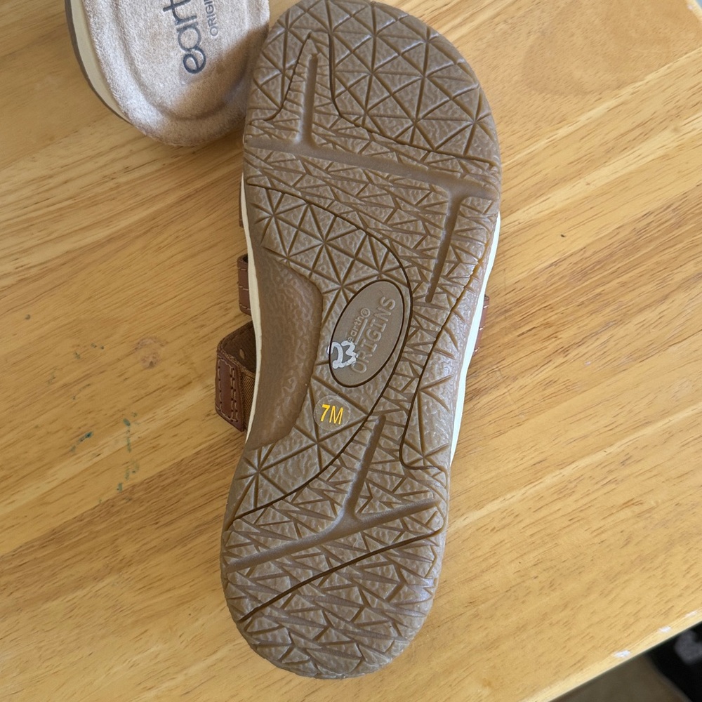 Earth Origins Sassoni Womens Sandals Size 7 Brown - Picture 13 of 16